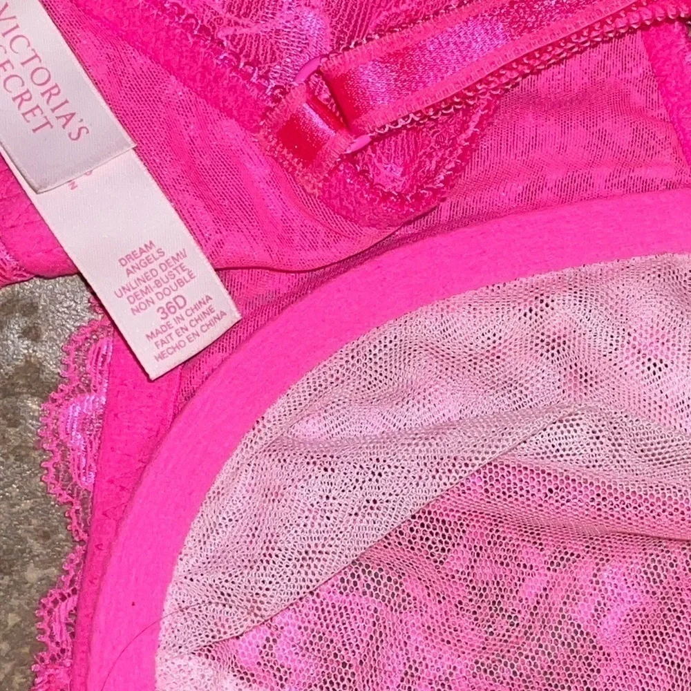 Victoria's Secret Dream Angels Hot Neon Pink Unlined Lace Bra 36D